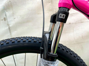 STORM SHARK LADY RAMA 17" KOŁA 27,5" CZARNY FUKSJA HYDRAULIKA SHIMANO ALTUS