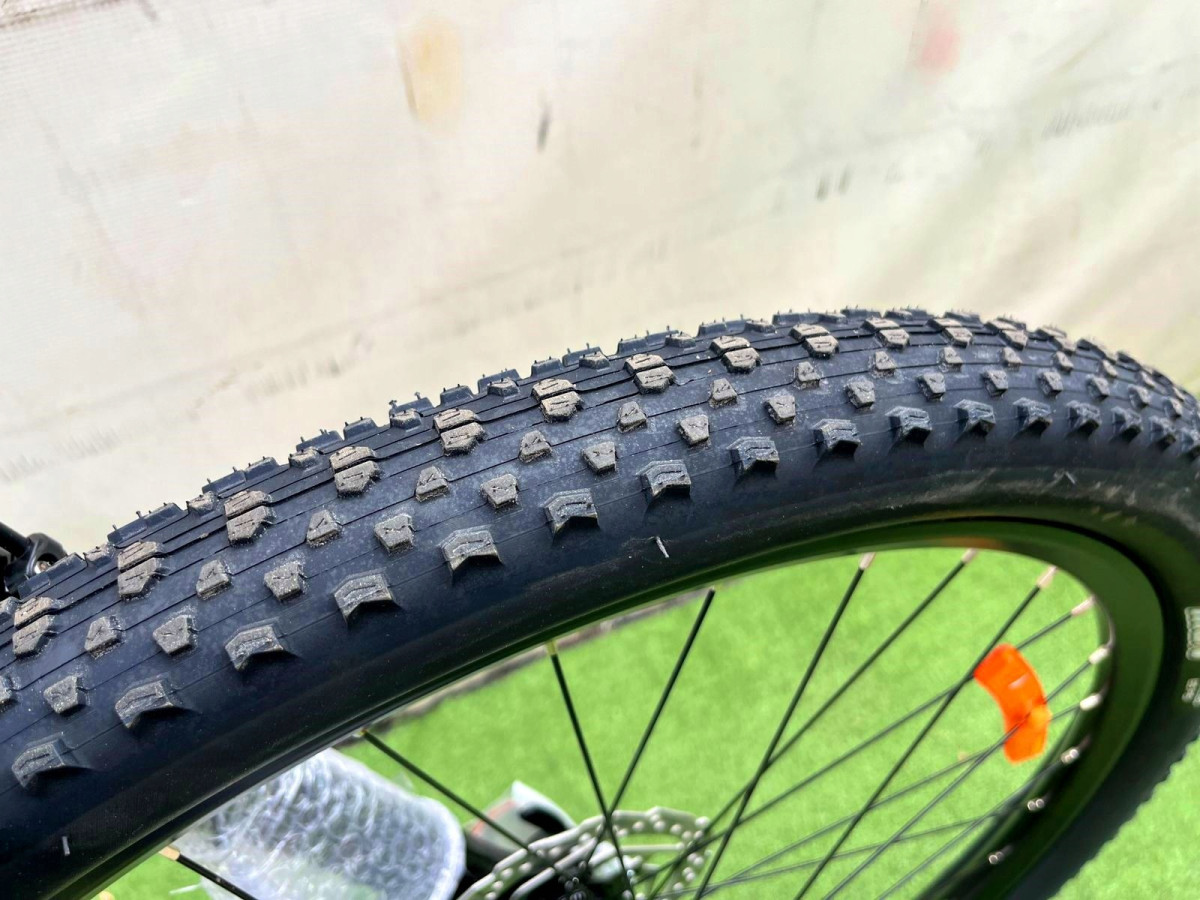 STORM SHARK LADY RAMA 17" KOŁA 27,5" CZARNY FUKSJA HYDRAULIKA SHIMANO ALTUS