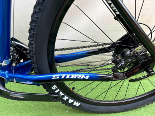 STORM SHARK RAMA 19" KOŁA 27,5" HYDRAULIKA SHIMANO ALTUS