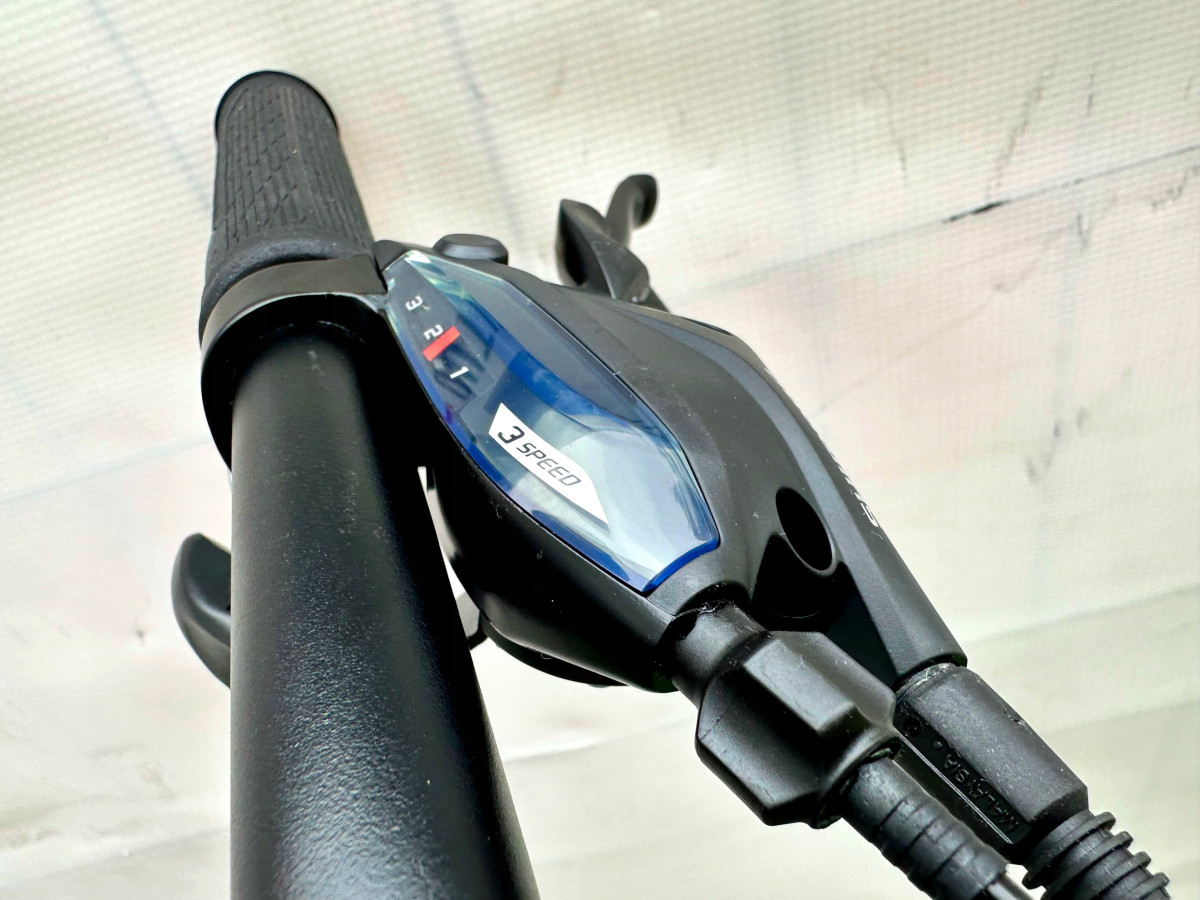 STORM SHARK LADY 2.0 SHIMANO ACERA HYDRAULIKA 18"