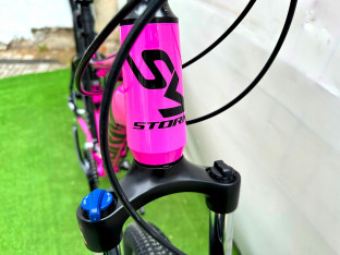 STORM SHARK LADY 3.0 SHIMANO ACERA HYDRAULIKA 18"