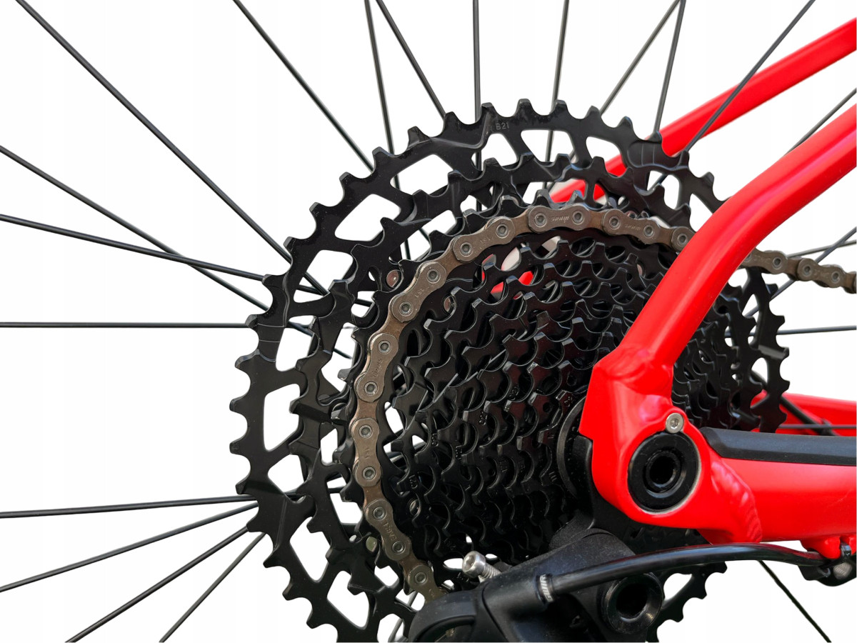 ROWER GÓRSKI BMC TWOSTROKE AL FOUR RAMA M KOŁA 29" SRAM SX 12S HYDRAULIKA