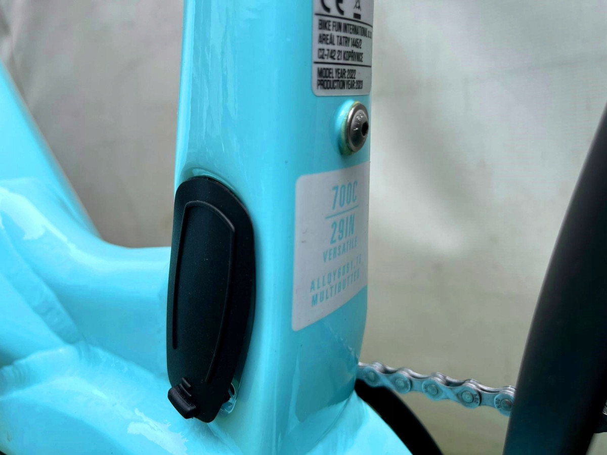 ROWER ELEKTRYCZNY ROCK MACHINE CROSSRIDE INT E400 B LADY TOURING RAMA M 17"