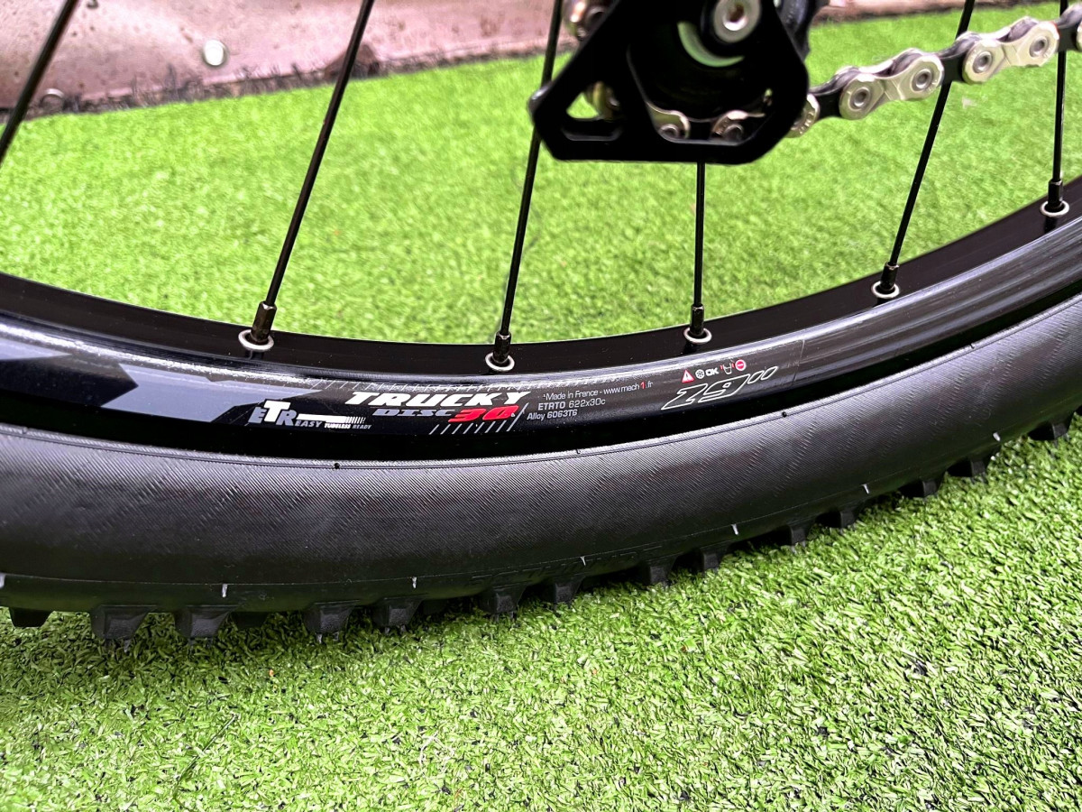 ROWER ELEKTRYCZNY CARVER STRICT E.410 RAM 50CM BOSCH 4GEN SHIMANO DEORE