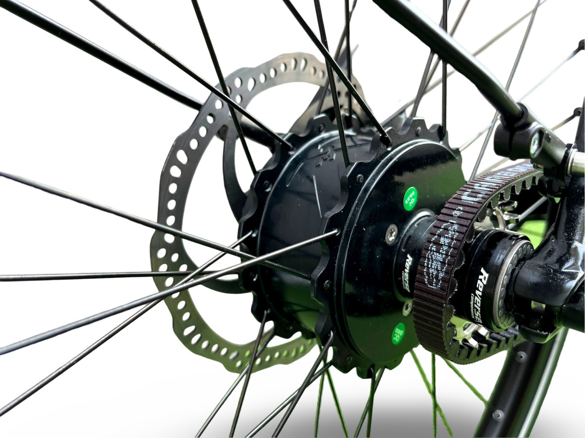 ROWER ELEKTRYCZNY ROSE SNEAK + EQ RAMA 52CM MAHLE X35 PASEK GATES