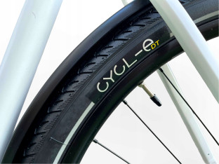 ROWER ELEKTRYCZNY ROSE SNEAK + EQ RAMA 52CM MAHLE X35 PASEK GATES