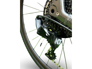 ROWER FITNESS SPECIALIZED SIRRUS X 4.0 RAMA S 40CM SRAM NX 11S CARBON