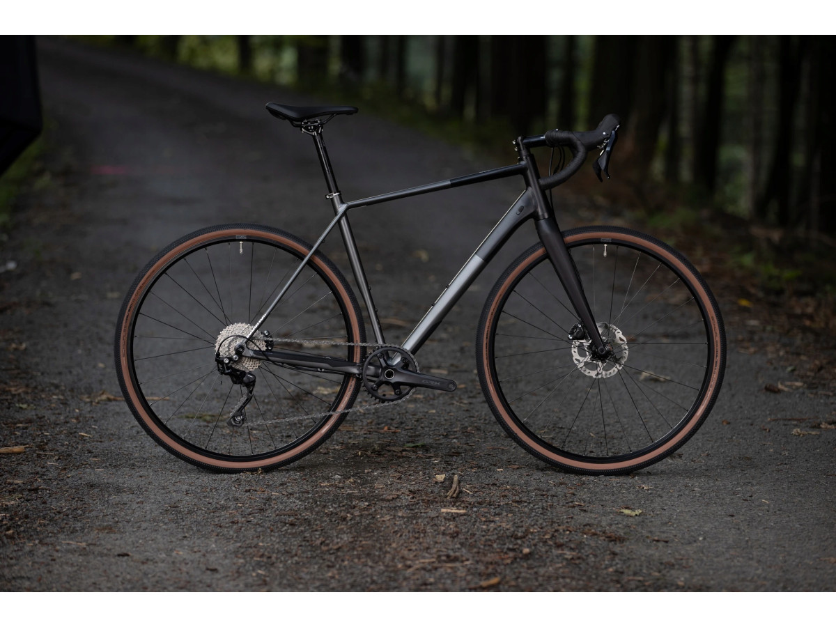 ROWER GRAVEL SUPERIOR X-ROAD 6.2 GR 52CM SHIMANO GRX 2X10 CARBON HYDRAULIKA