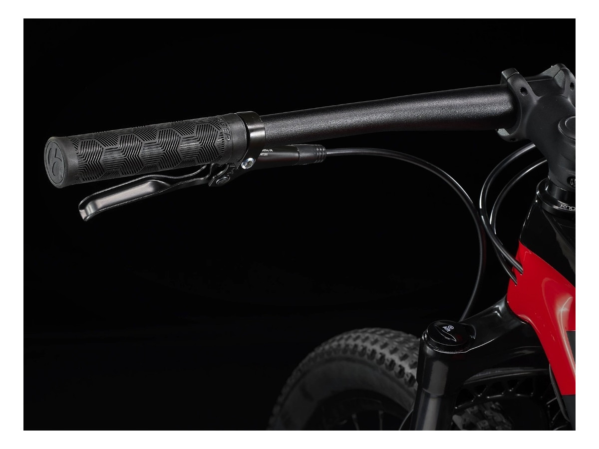 ROWER MTB TREK PROCALIBER 9.5 CARBON M/L 45CM SHIMANO DEORE 12S ROCK SHOX