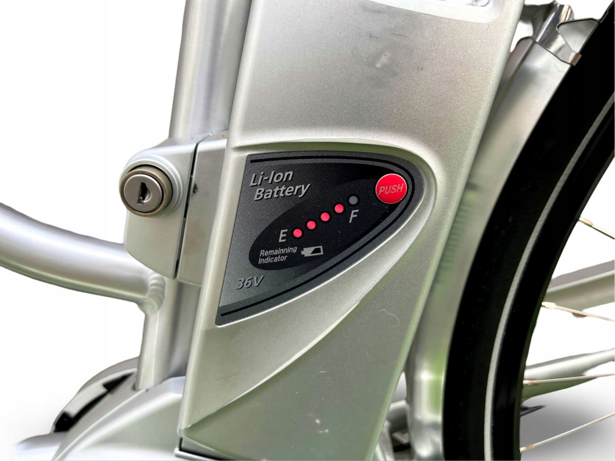 ROWER ELEKTRYCZNY FLYER T-SERIES RAMA 44CM SHIMANO NEXUS 8 PANASONIC 432WH