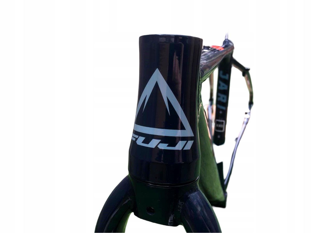 RAMA ROWEROWA GRAVEL SZOSOWA Z WIDELCEM FUJI JARI 2.3 ROZMIAR 60CM