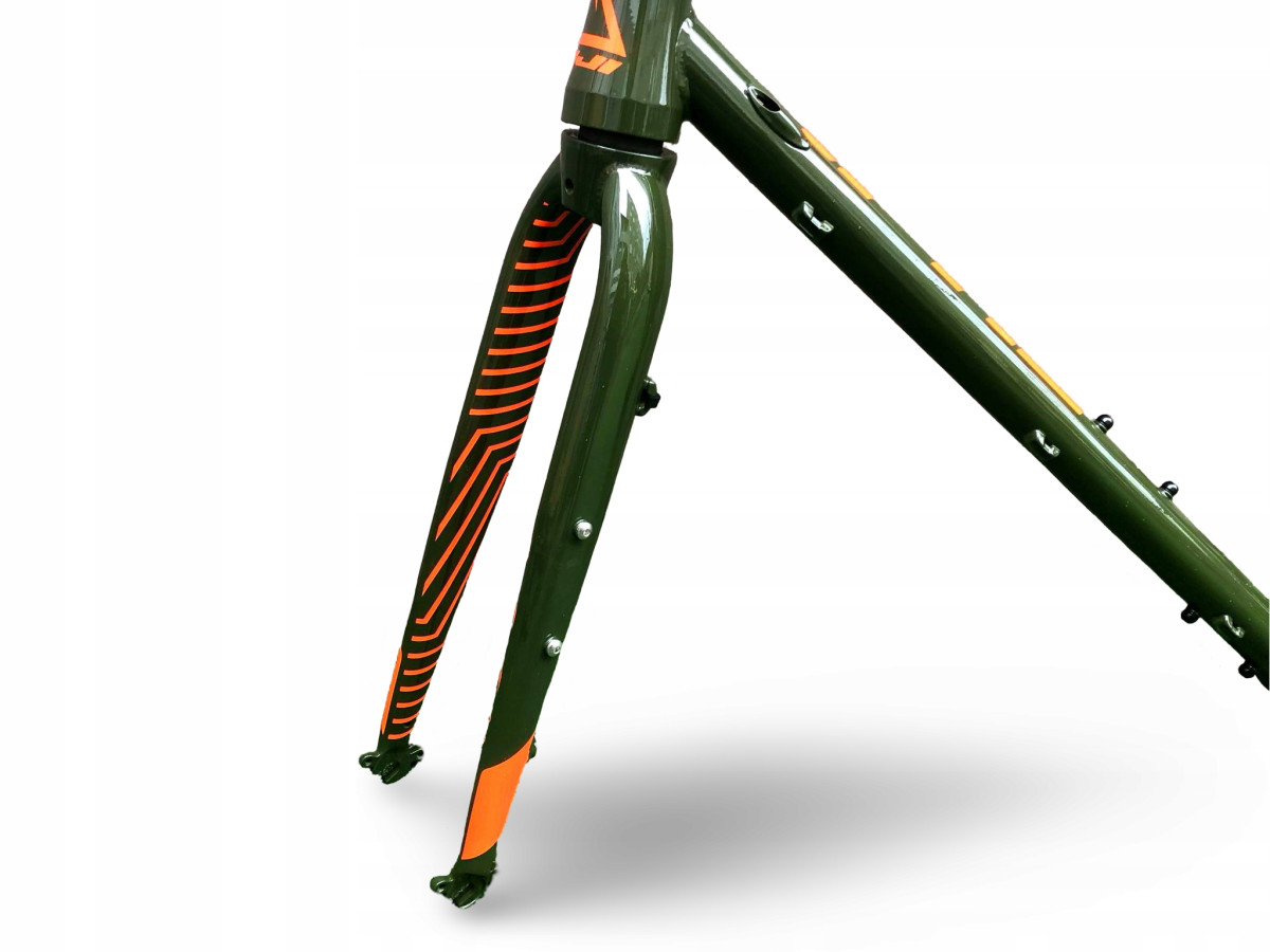 RAMA ROWEROWA GRAVEL FUJI JARI 2.3 ROZMIAR 52CM Z WIDELCEM