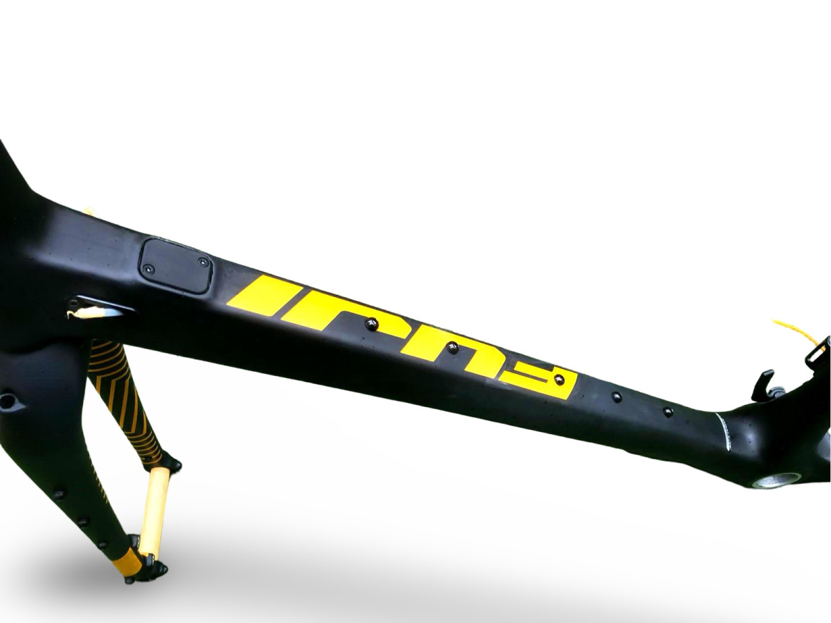 RAMA ROWEROWA GRAVEL FUJI JARI 1.1 CARBON ROZMIAR 61CM Z WIDELCEM