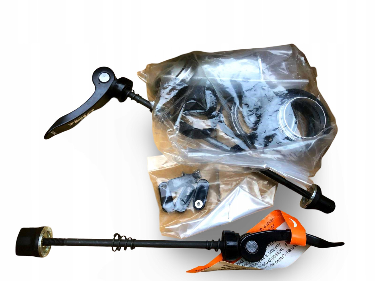 RAMA ROWEROWA SZOSOWA FUJI SL-A 1.5 ROZMIAR 58CM Z KARBONOWYM WIDELCEM