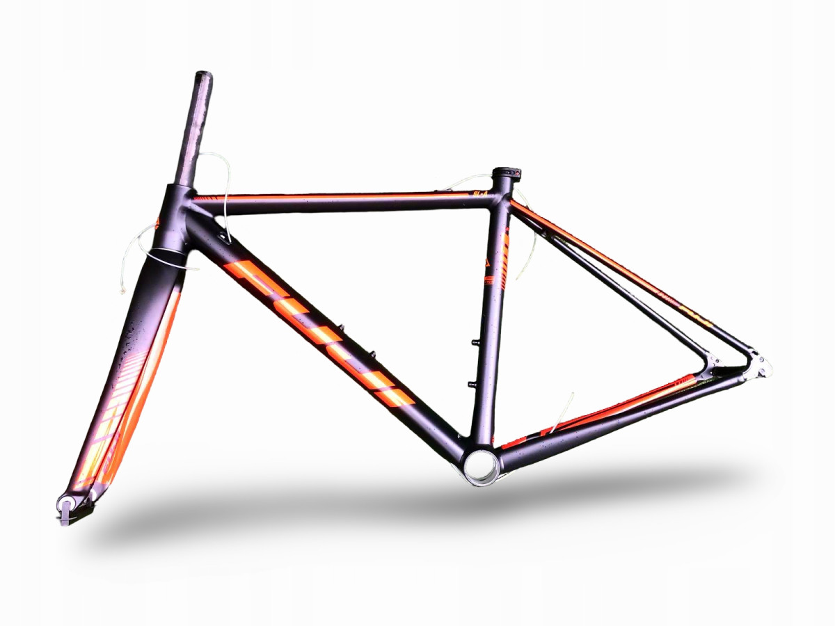 RAMA ROWEROWA SZOSOWA FUJI SL-A 1.5 ROZMIAR 52CM Z KARBONOWYM WIDELCEM