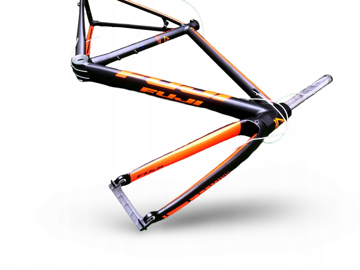 RAMA ROWEROWA SZOSOWA FUJI SL-A 1.5 ROZMIAR 52CM Z KARBONOWYM WIDELCEM