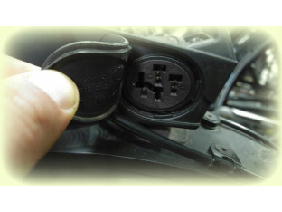 ŁADOWARKA DO ROWERU ELEKTRYCZNEGO BOSCH STANDARD CHARGER 4A