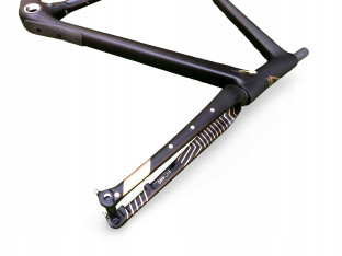 RAMA ROWEROWA GRAVEL FUJI JARI 1.3 CARBON ROZMIAR 49CM Z WIDELCEM