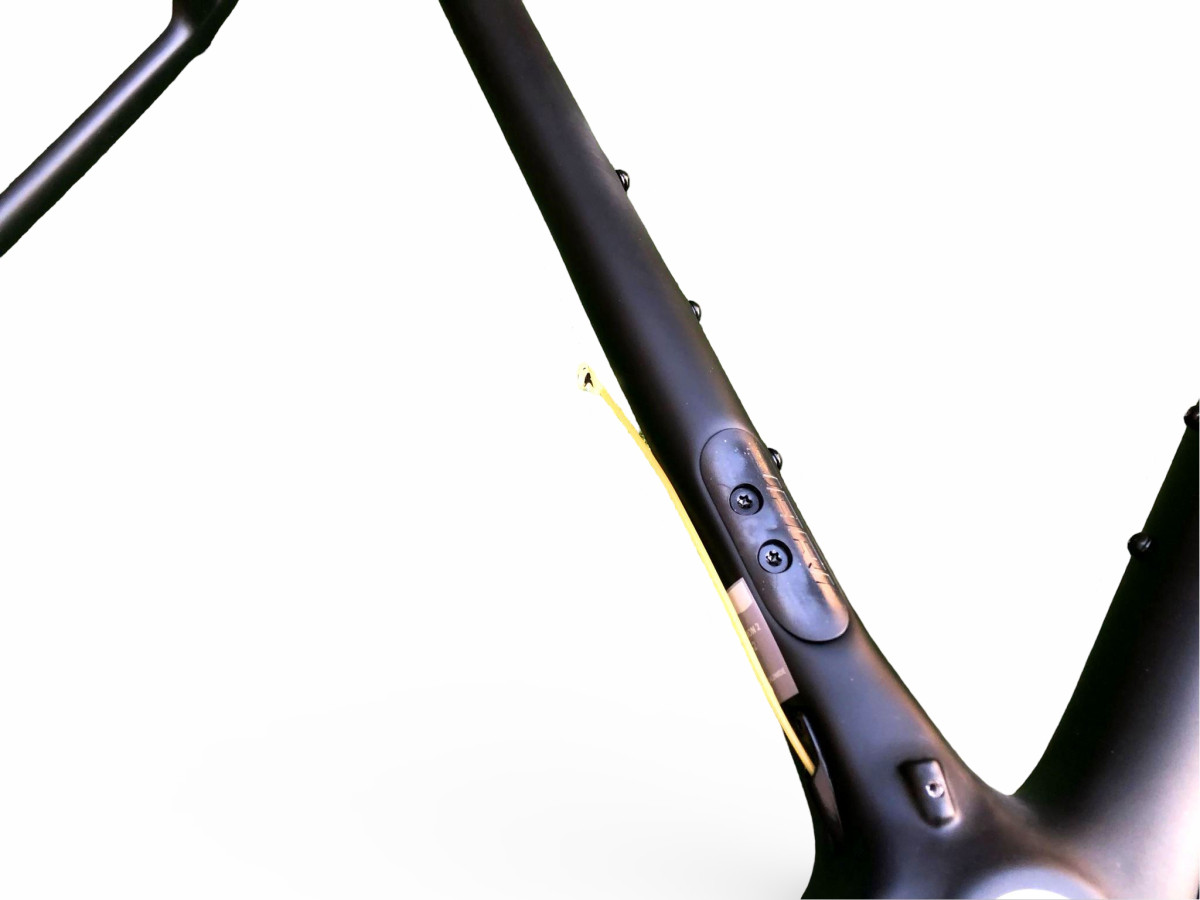 RAMA ROWEROWA GRAVEL FUJI JARI 1.3 CARBON ROZMIAR 61CM Z WIDELCEM