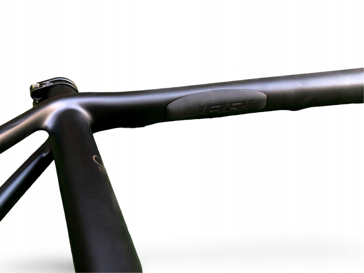 RAMA ROWEROWA GRAVEL FUJI JARI 1.3 CARBON ROZMIAR 61CM Z WIDELCEM