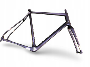 RAMA ROWEROWA GRAVEL FUJI JARI 1.3 CARBON ROZMIAR 58CM Z WIDELCEM