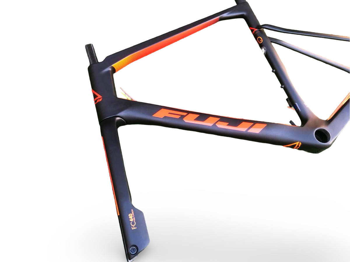 RAMA ROWEROWA FUJI TRANSONIC 2.1 DISC ROZMIAR 61CM KARBONOWA