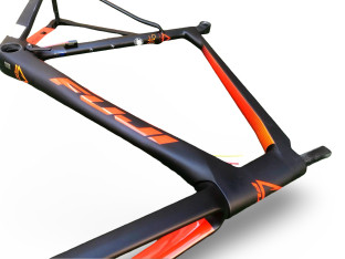 RAMA ROWEROWA FUJI TRANSONIC 2.1 DISC ROZMIAR 61CM KARBONOWA