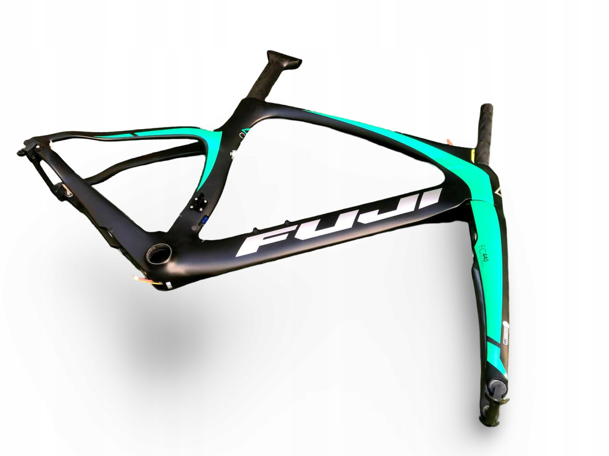 RAMA ROWEROWA TRIATHLON FUJI NORCOM STRAIGHT 2.1 55CM KOMPLETNA KARBON