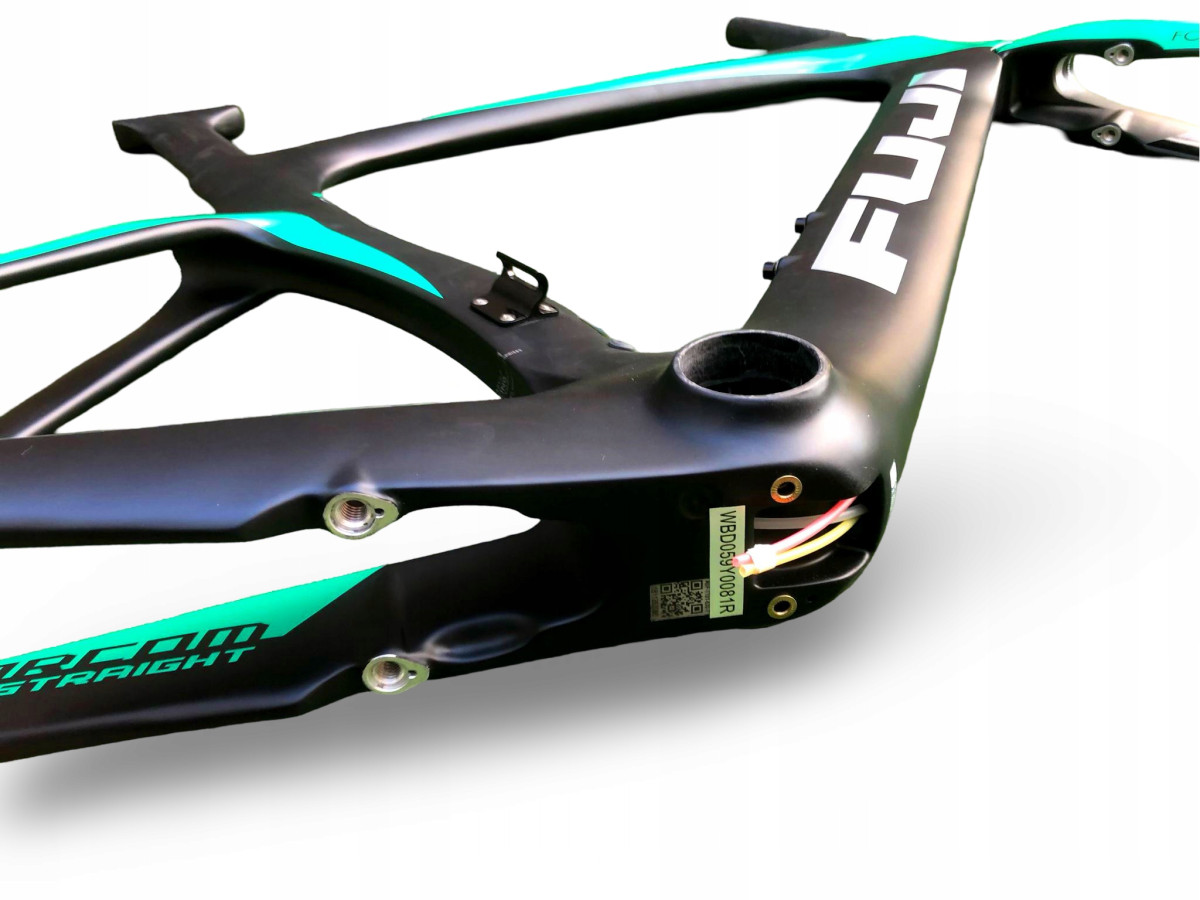 RAMA ROWEROWA TRIATHLON FUJI NORCOM STRAIGHT 2.1 55CM KOMPLETNA KARBON