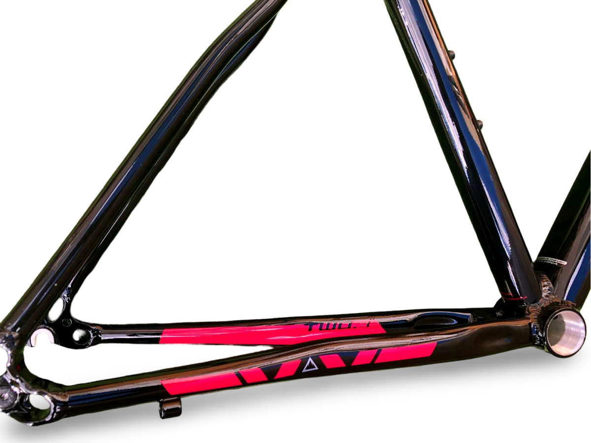 RAMA ROWEROWA SZOSOWA FUJI FINEST 2.3 ROZMIAR 47CM Z WIDELCEM