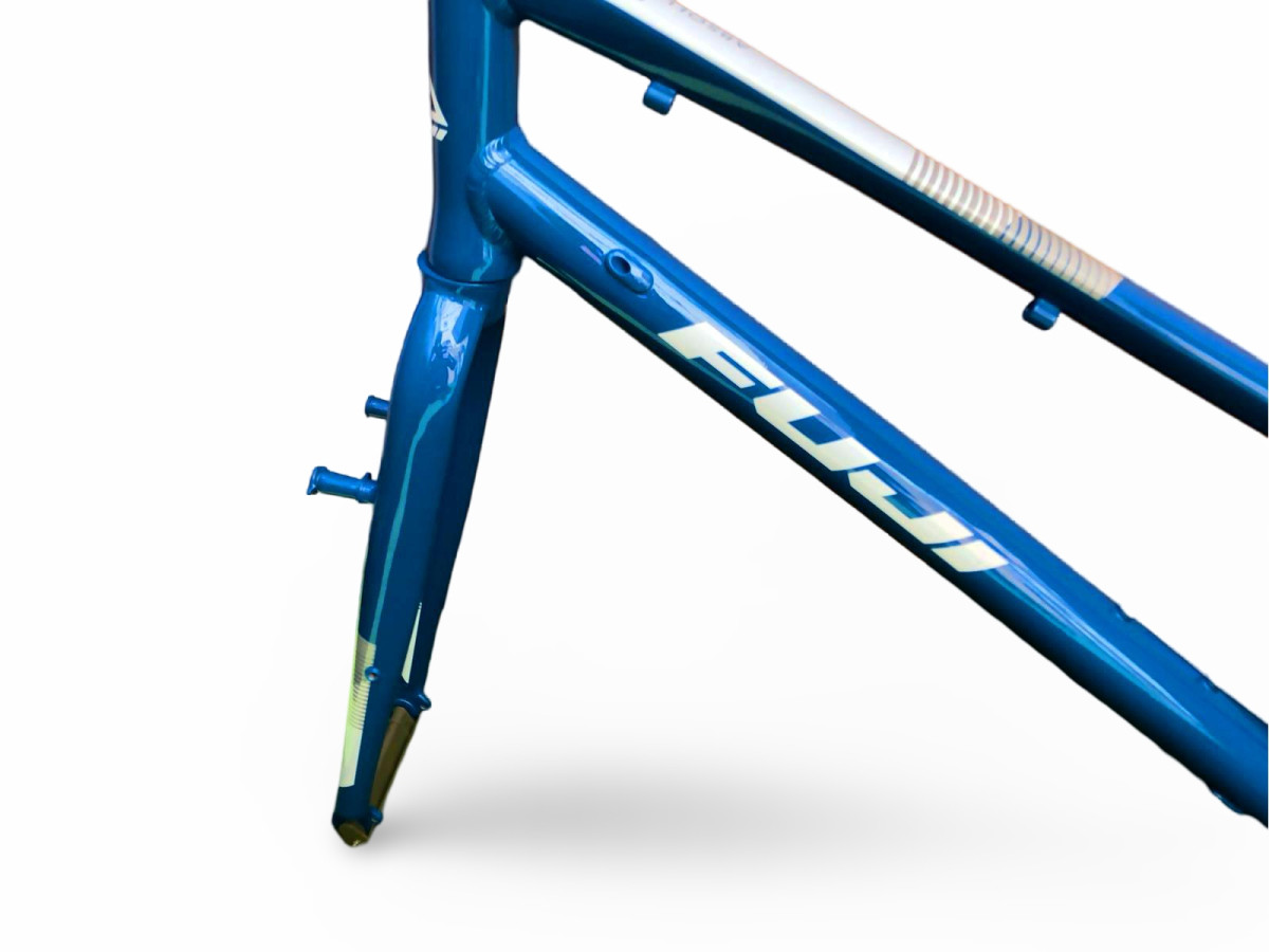 RAMA ROWEROWA TREKKINGOWA FUJI ABSOLUTE 2.1 ST ROZMIAR 17" Z WIDELCEM