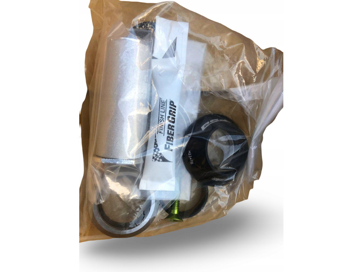 RAMA ROWEROWA KARBONOWA FUJI GRAN FONDO CLASSICO 1.3 ROZMIAR 53 CM