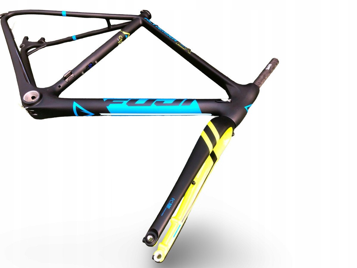 RAMA GRAVEL KARBONOWA FUJI ALTAMIRA CX 1.5 ROZMIAR 49CM Z WIDELCEM