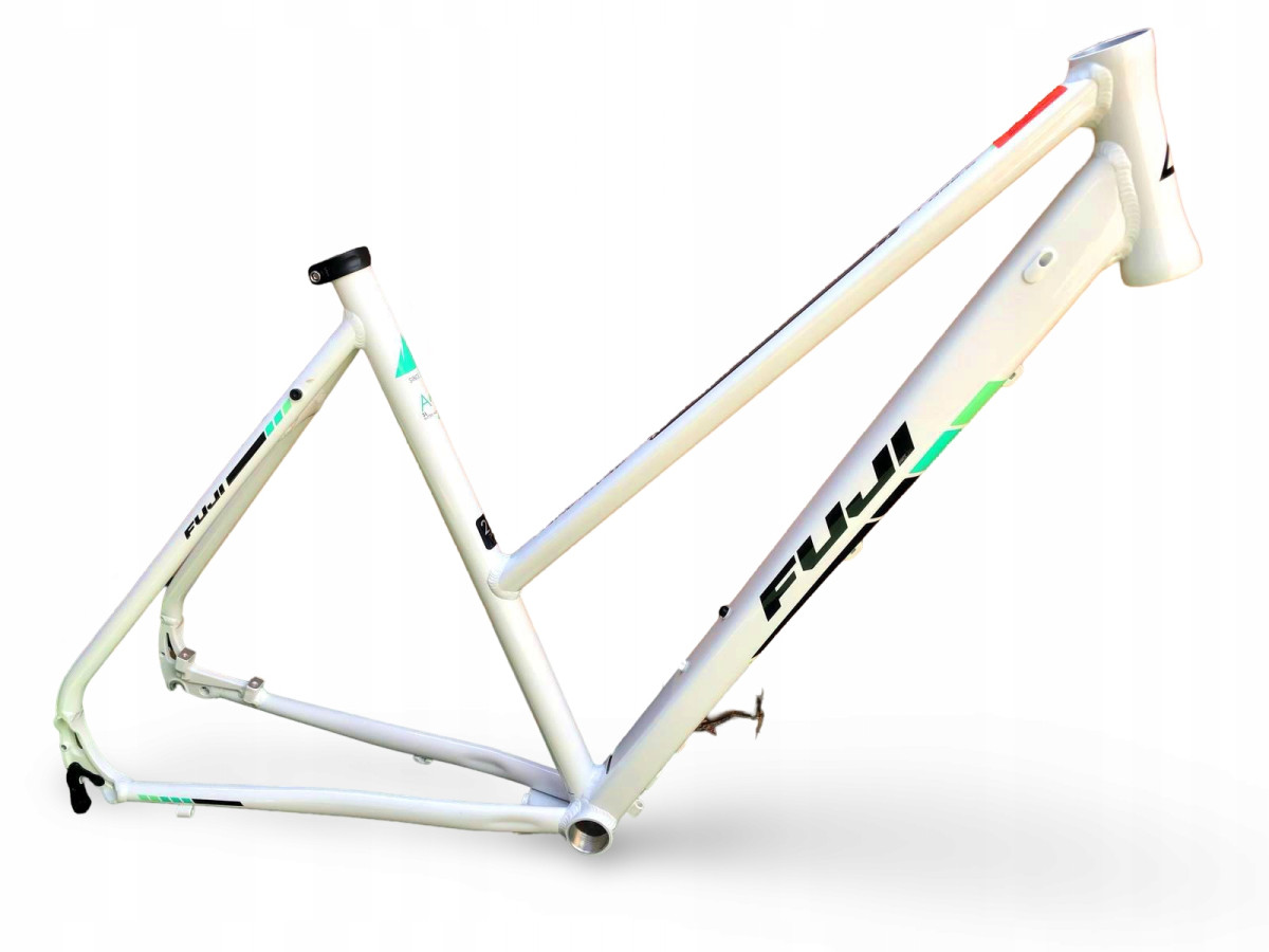 RAMA ROWEROWA TREKKING FUJI TRAVERSE 1.5 ST ROZMIAR 21" BIAŁA