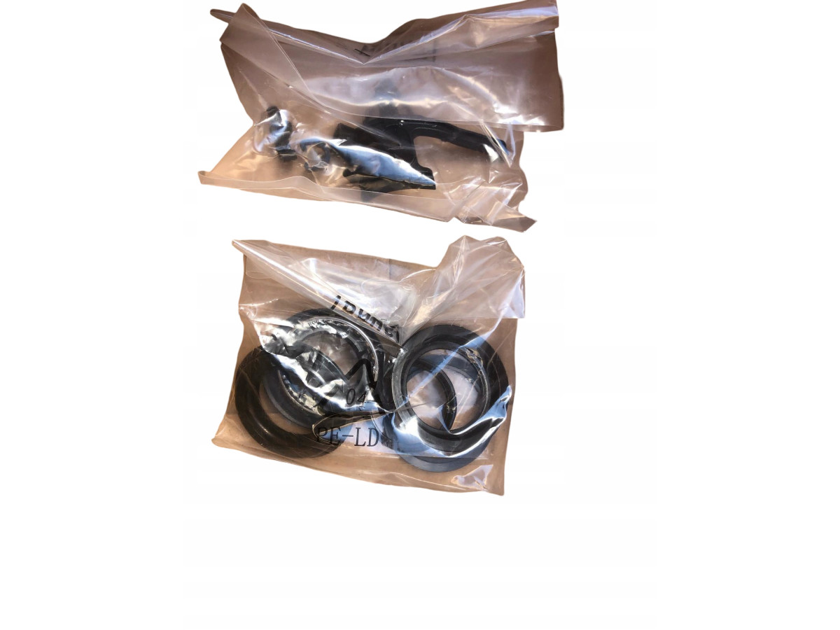 RAMA ROWEROWA TREKKING FUJI TRAVERSE 1.5 ST ROZMIAR 19" BIAŁA