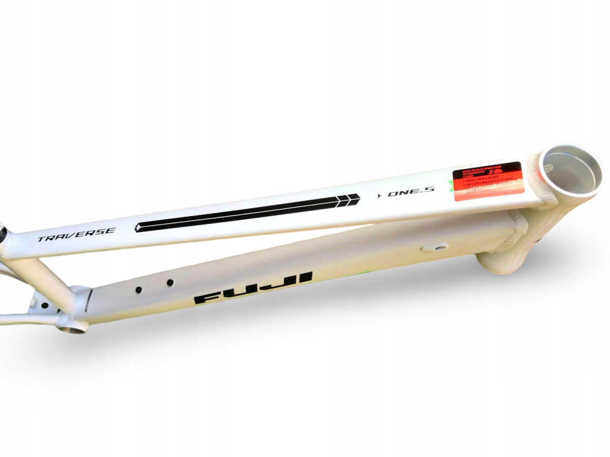 RAMA ROWEROWA TREKKING FUJI TRAVERSE 1.5 ST ROZMIAR 15" BIAŁA