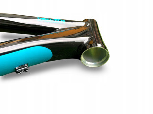 RAMA ROWEROWA MTB TRAIL XC BREEZER THUNDER PRO 29 BLACK/CYAN 18,5"