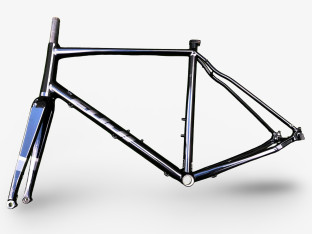 RAMA SZOSOWA FUJI SPORTIF 1.1D ROZMIAR 58 CM Z KARBONOWYM WIDELCEM