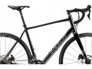 RAMA SZOSOWA FUJI SPORTIF 1.1D ROZMIAR 58 CM Z KARBONOWYM WIDELCEM