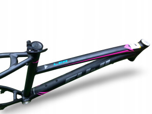 RAMA ROWEROWA MTB GÓRSKA FUJI LEA 26 1.1 LS ROZMIAR 16”