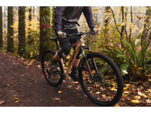 ROWER MTB FUJI NEVADA 3.0 LTD RAMA L 19" SHIMANO ALTUS 3X9 HYDRAULIKA