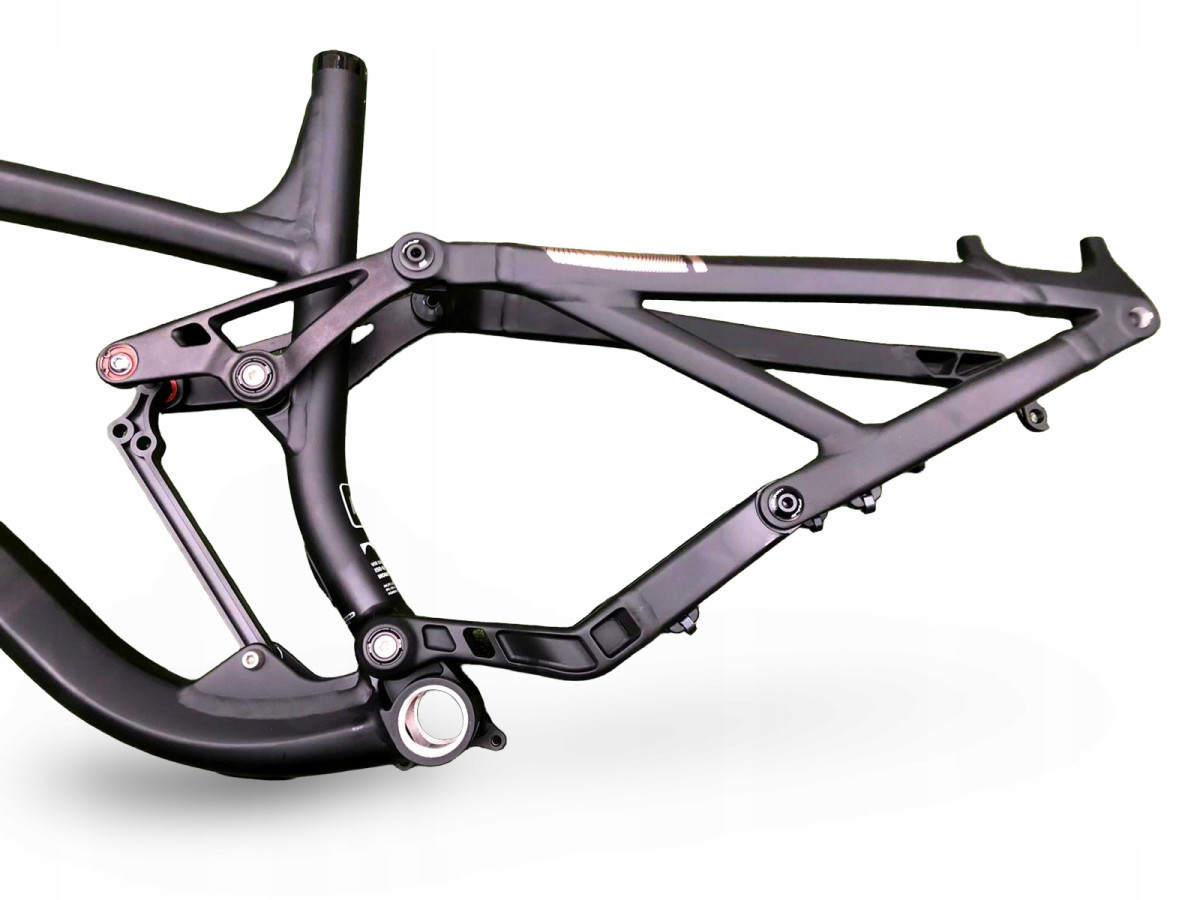 RAMA ROWEROWA MTB ENDURO TRAIL FUJI RAKAN 29 ROZMIAR 15" SATIN BLACK