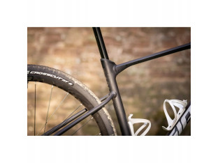 ROWER GRAVEL GIANT REVOLT 0 RAMA L SHIMANO GRX 2X11 HYDRAULIKA