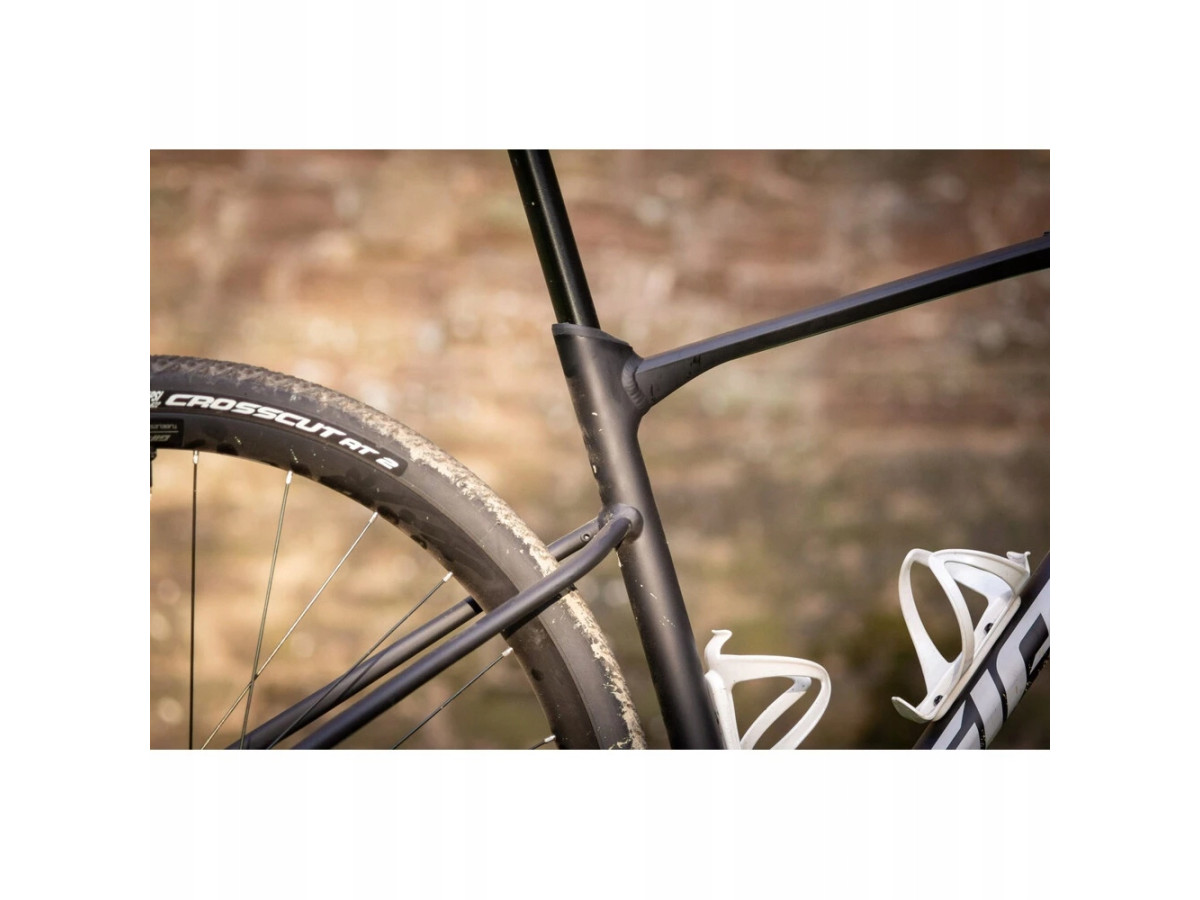 ROWER GRAVEL GIANT REVOLT 0 RAMA L SHIMANO GRX 2X11 HYDRAULIKA