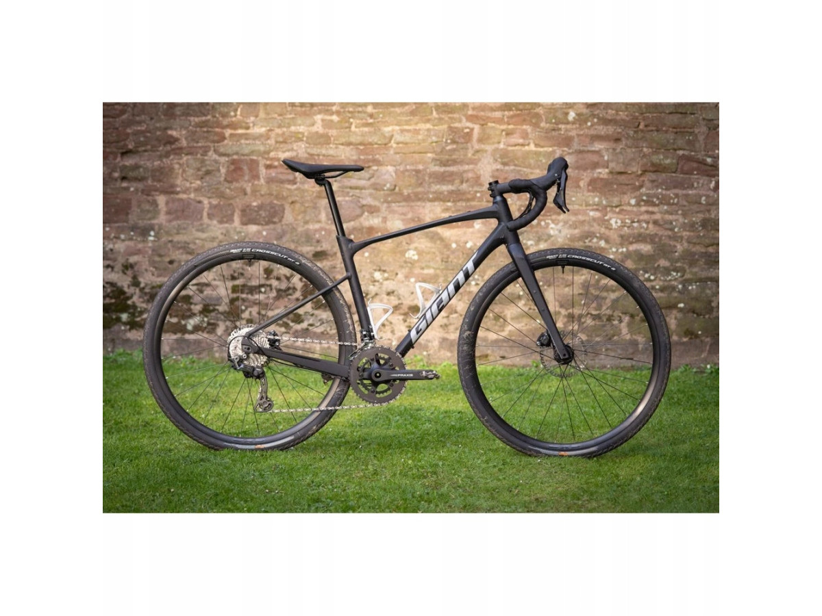 ROWER GRAVEL GIANT REVOLT 0 RAMA L SHIMANO GRX 2X11 HYDRAULIKA