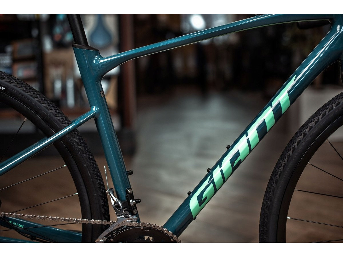 ROWER GRAVEL GIANT REVOLT 1 SHIMANO GRX 2X10 HYDRAULIKA RAMA L