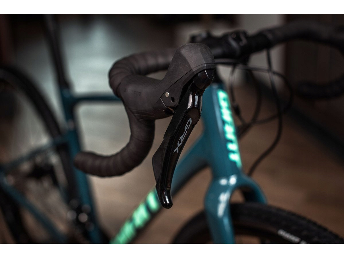 ROWER GRAVEL GIANT REVOLT 1 SHIMANO GRX 2X10 HYDRAULIKA RAMA L