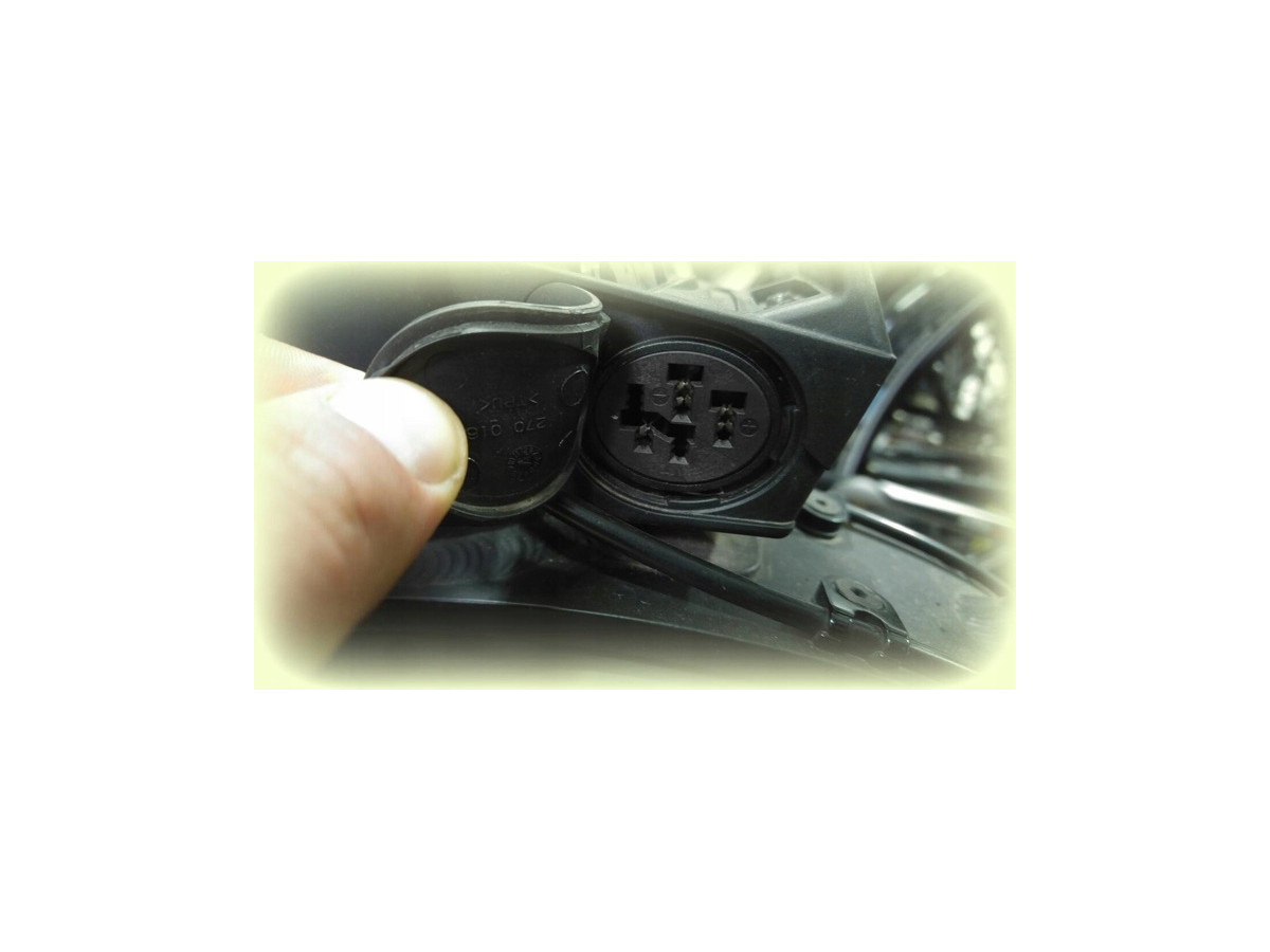 ŁADOWARKA BOSCH DO AKUMULATORÓW ROWEROWYCH 2A 36V EBIKE SERVICE