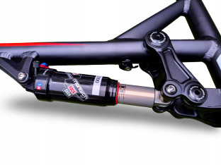 RAMA ROWEROWA TRAIL FULL FUJI OUTLAND 1.1 ROZMIAR 19" DAMPER ROCK SHOX