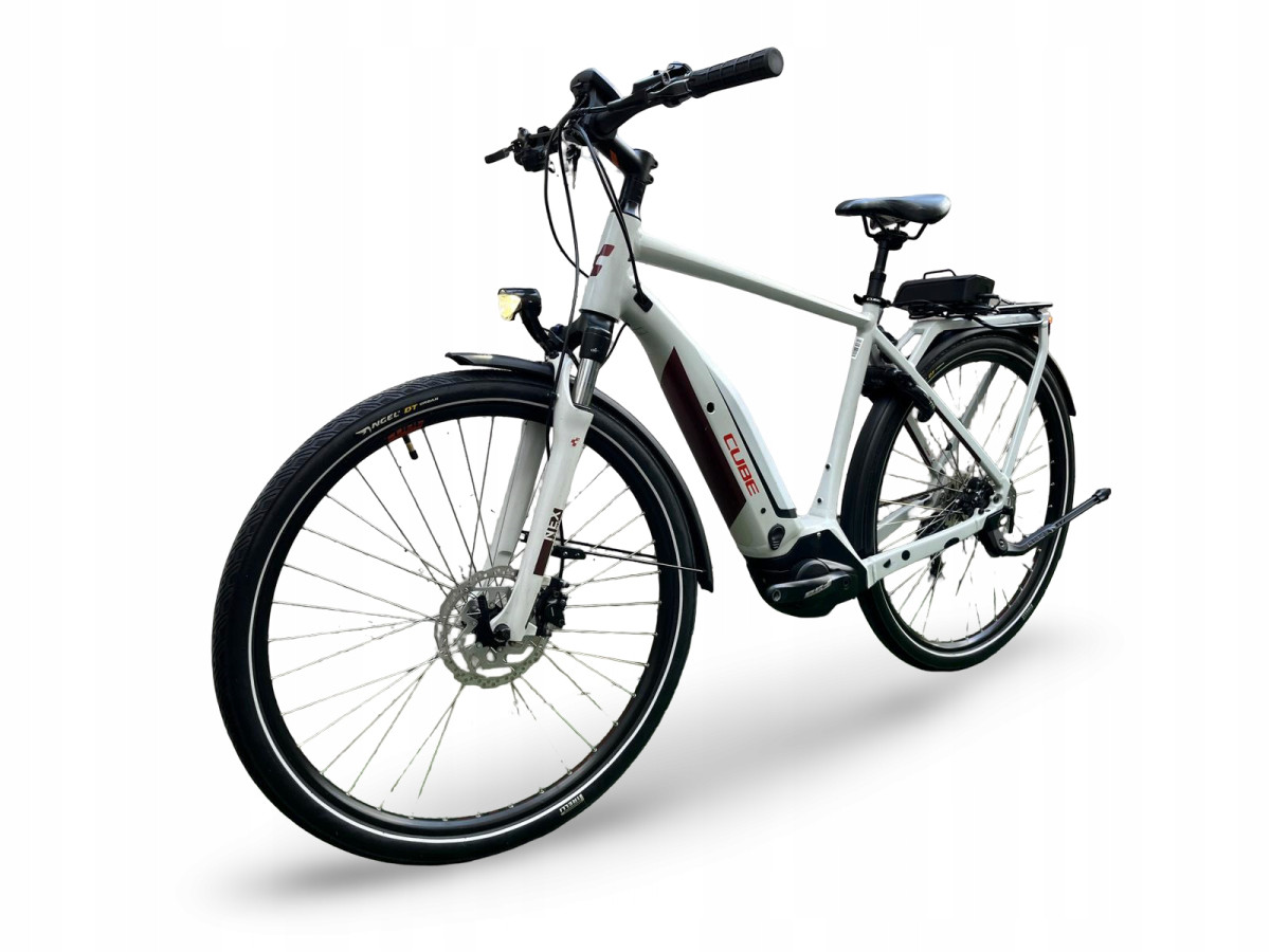 ROWER ELEKTRYCZNY CUBE TOURING HYBRID PRO BOSCH PERFORMANCE SHIMANO DEORE